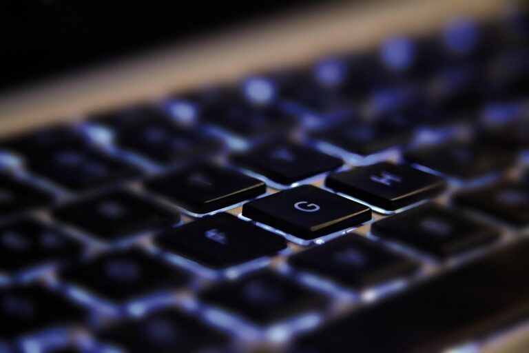 Tastatur mit Schwarzen Tasten